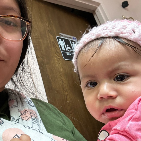 Like this post to be notified of my shows 😺 - Picture 12 of 13